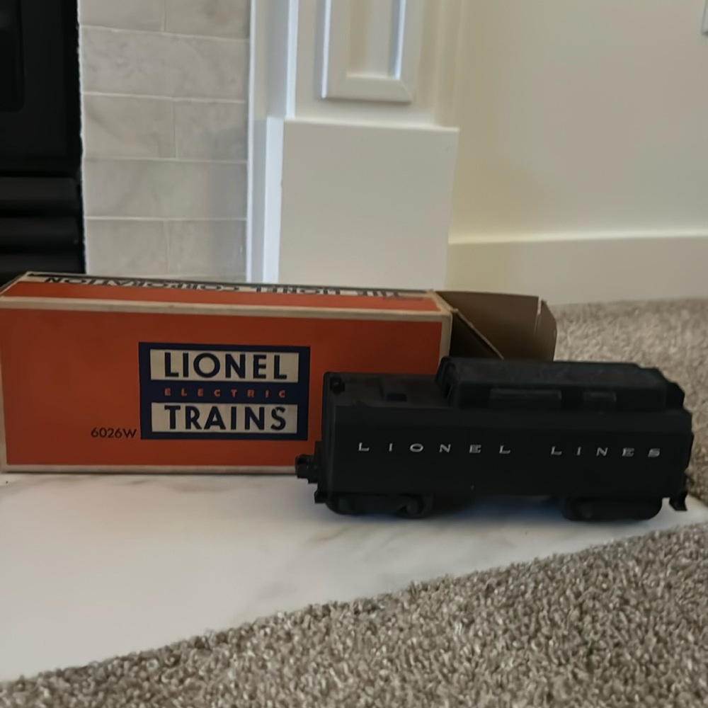 lionel electric train no 6026W tender with whistle